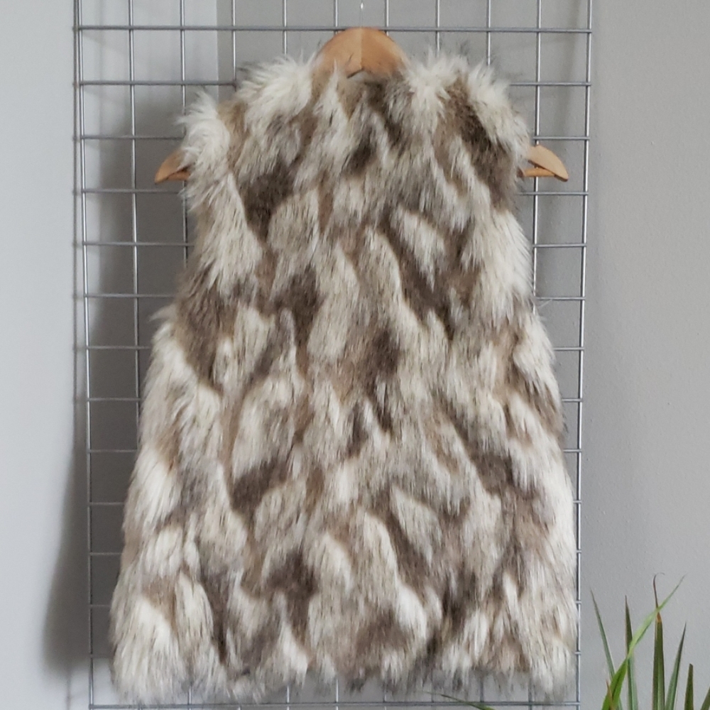 Reversible Vest - image 2